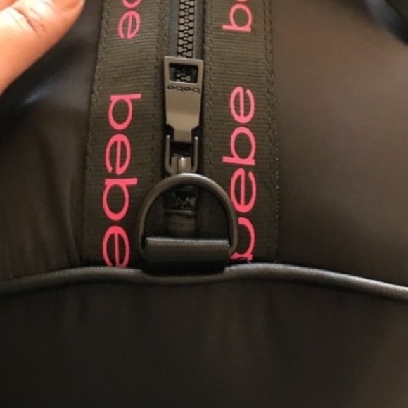 BEBE Sport Hot Pink & Black Satin Large Duffle Weekender Gym Bag Shoulder Strap - Picture 5 of 7